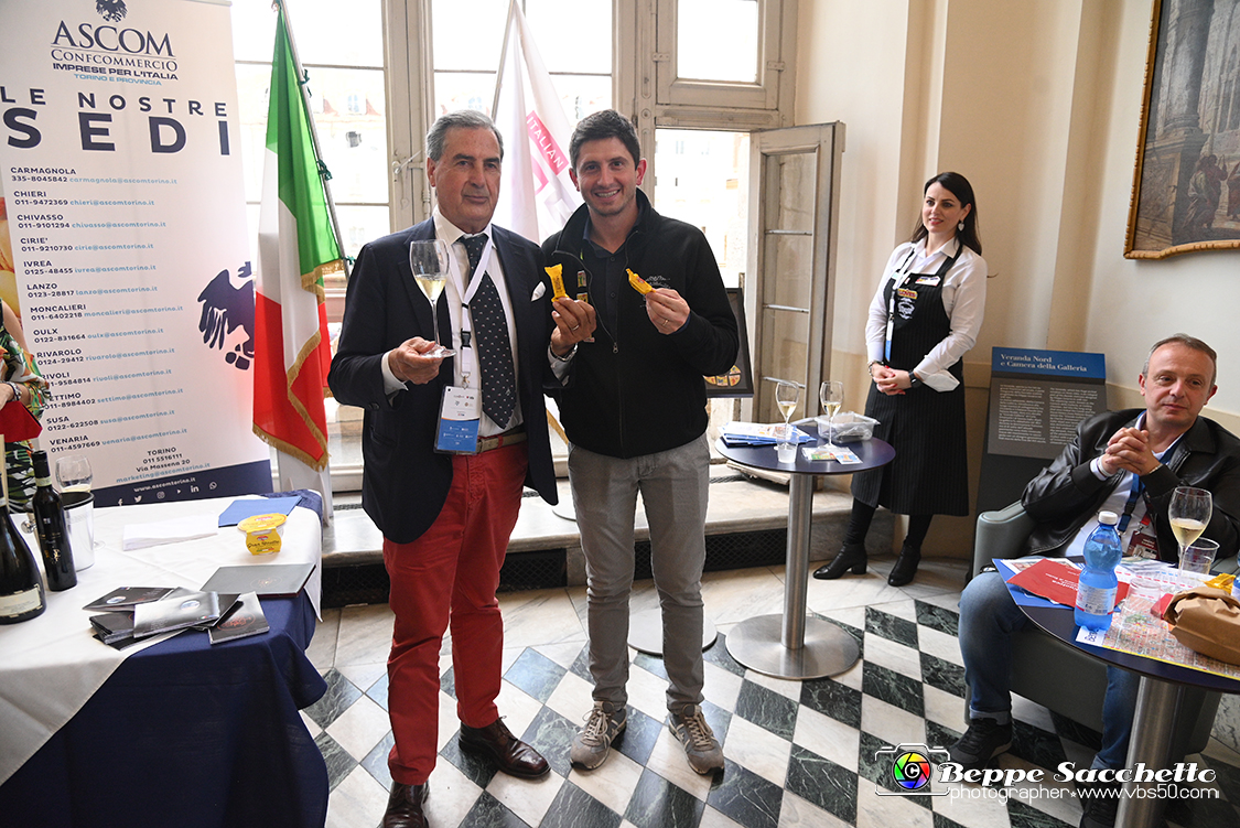 VBS_1879 - Eurovision Media Centre - Fellow, Bandakadabra e Bianco.jpg